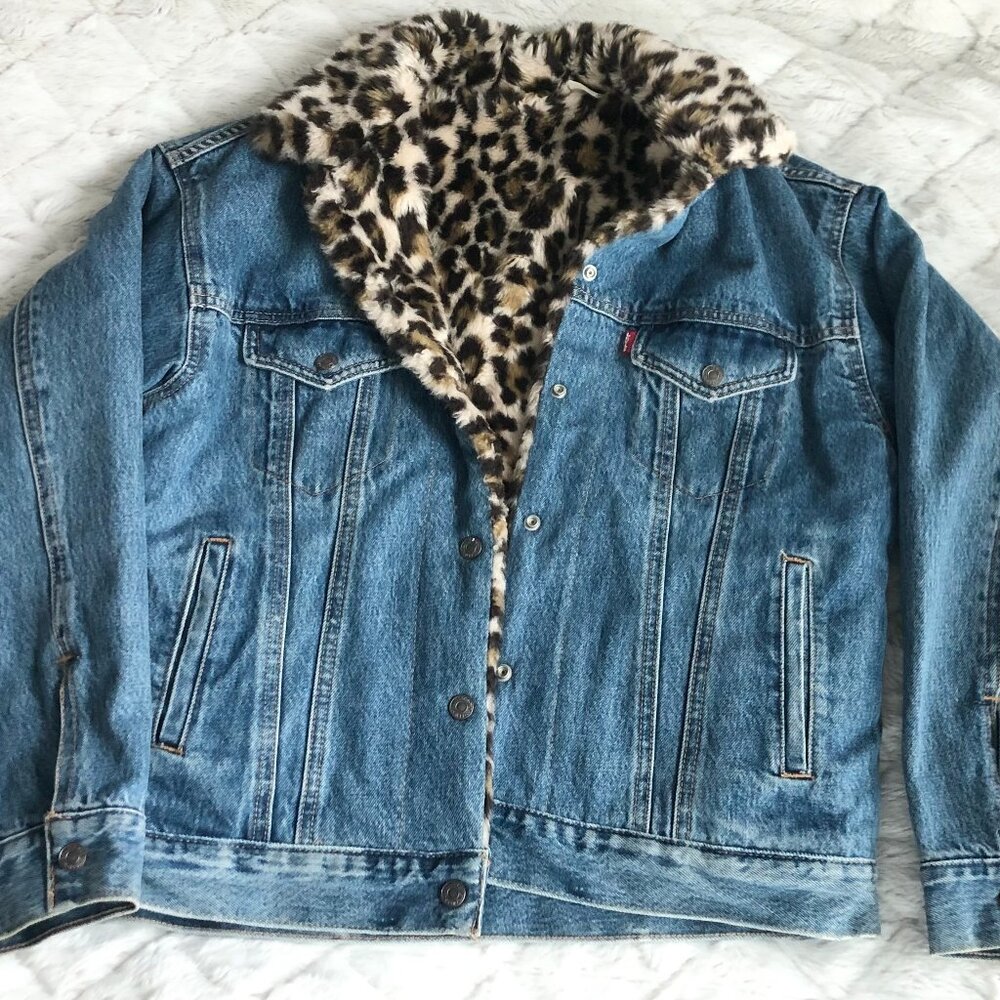 Levi's Blue Jean Jacket with Leopard Print Lining